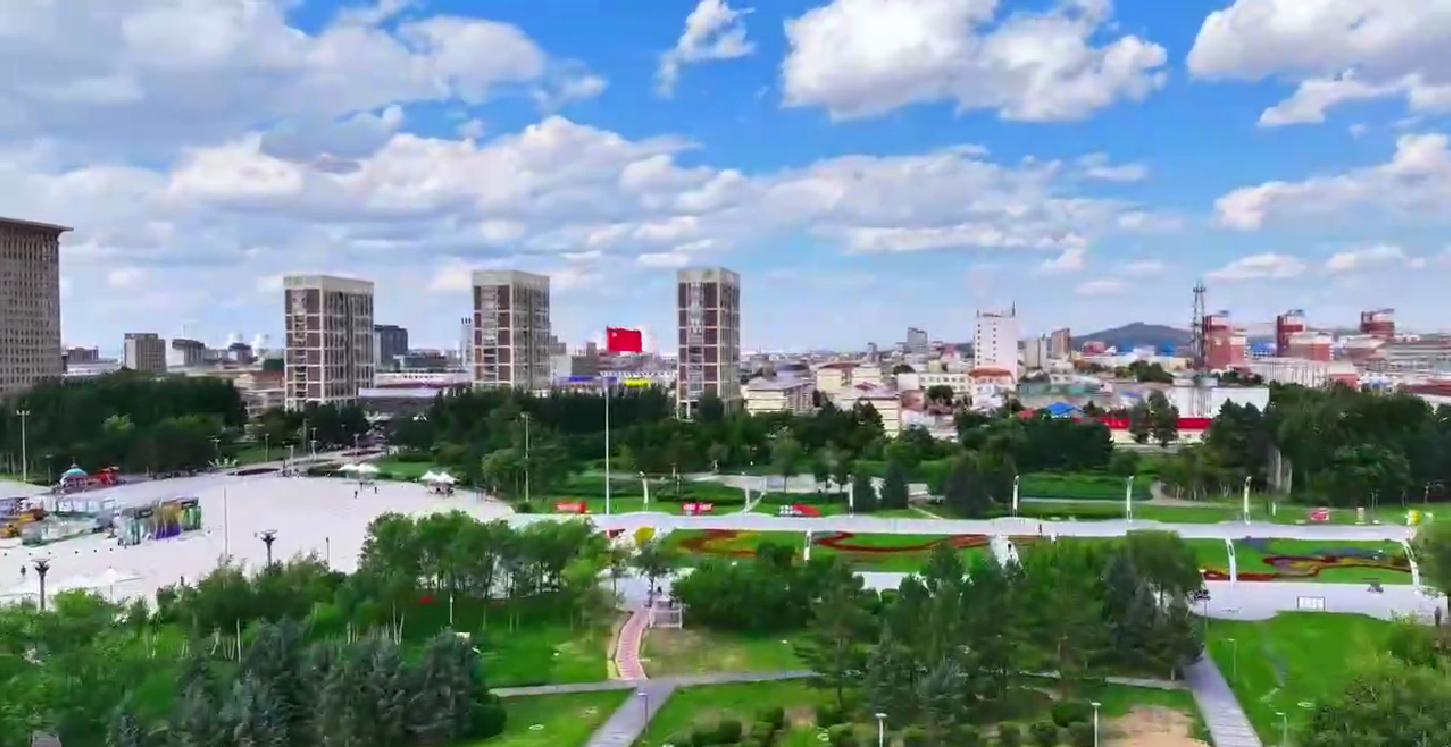 花团锦簇的锡林浩特喜迎八方来客~